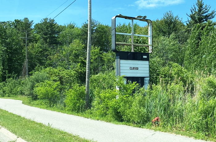AMF Muskegon Lanes - July 2022 - Old Sign